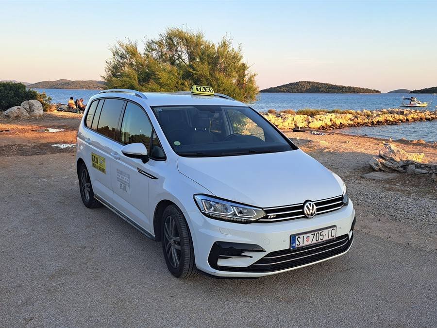 Vozilo Taxi Ana Vodice uz Jadransko more